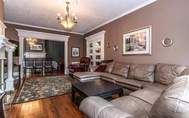 Grand living room